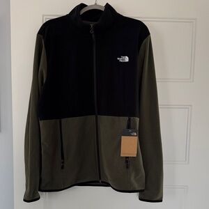 The North Face Men's Dual-Tone Performance Jacket